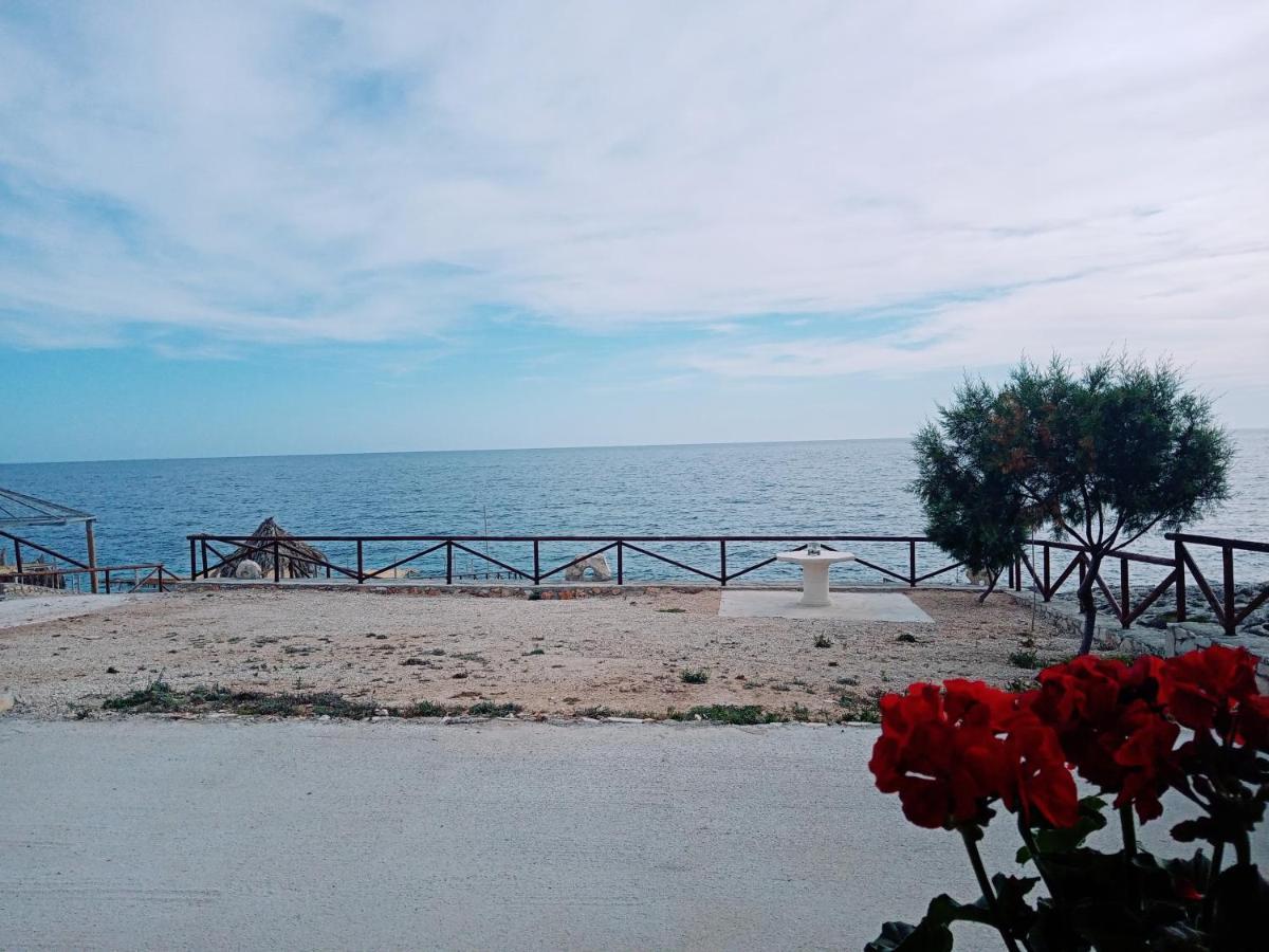 Caravan Fishing Spot Porto Roxa Agios Leon Luaran gambar