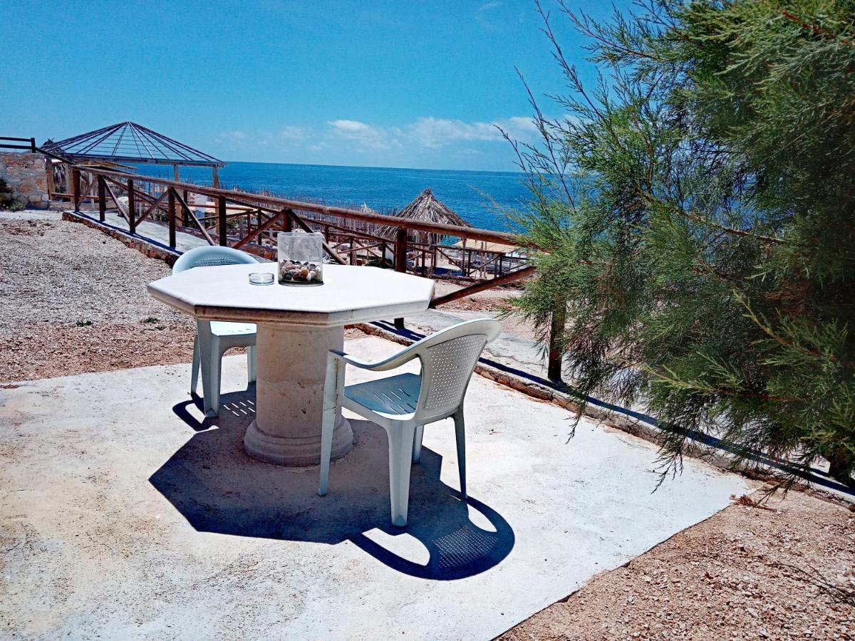 Caravan Fishing Spot Porto Roxa Agios Leon Luaran gambar
